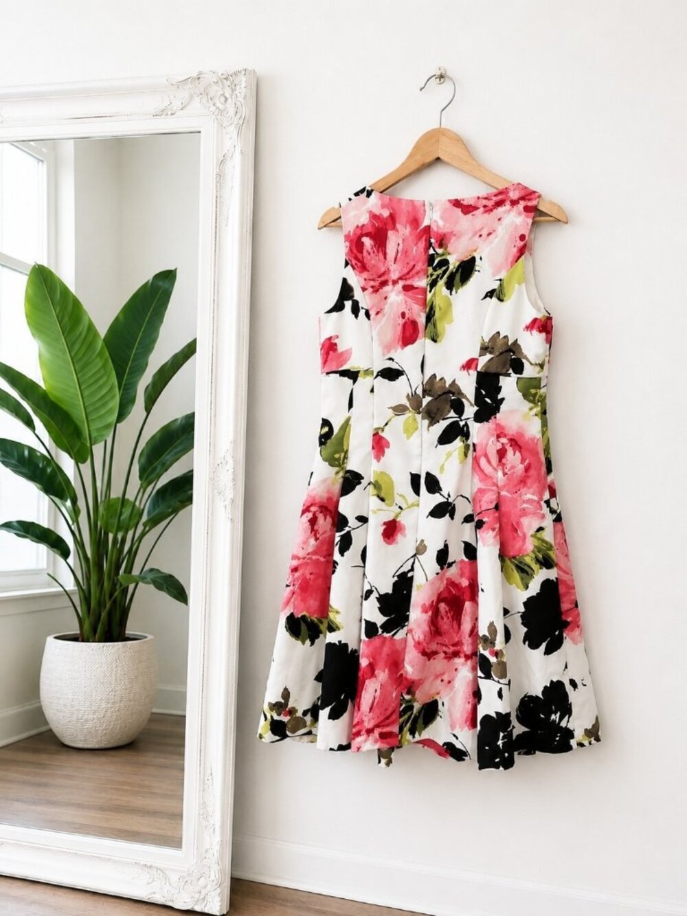 Lauren Ralph Lauren Floral Fit Flare Dress Size 10 White Pink Black Sleeveless - Picture 3 of 7
